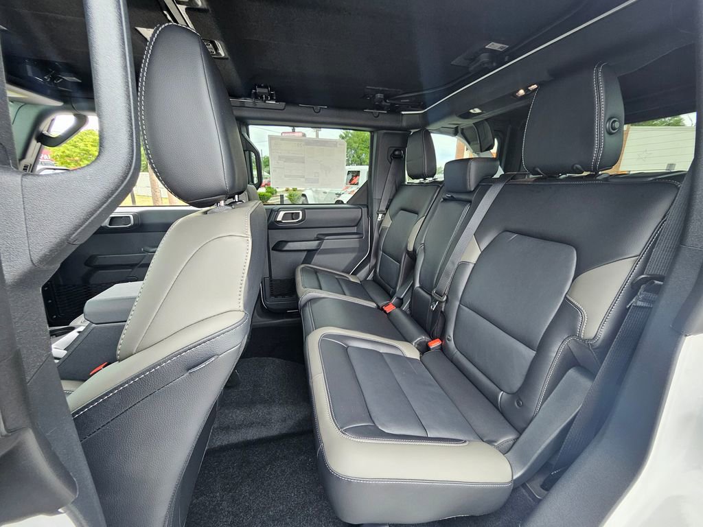 New 2026 Ford Bronco Outer Banks AWD/4WD image 12