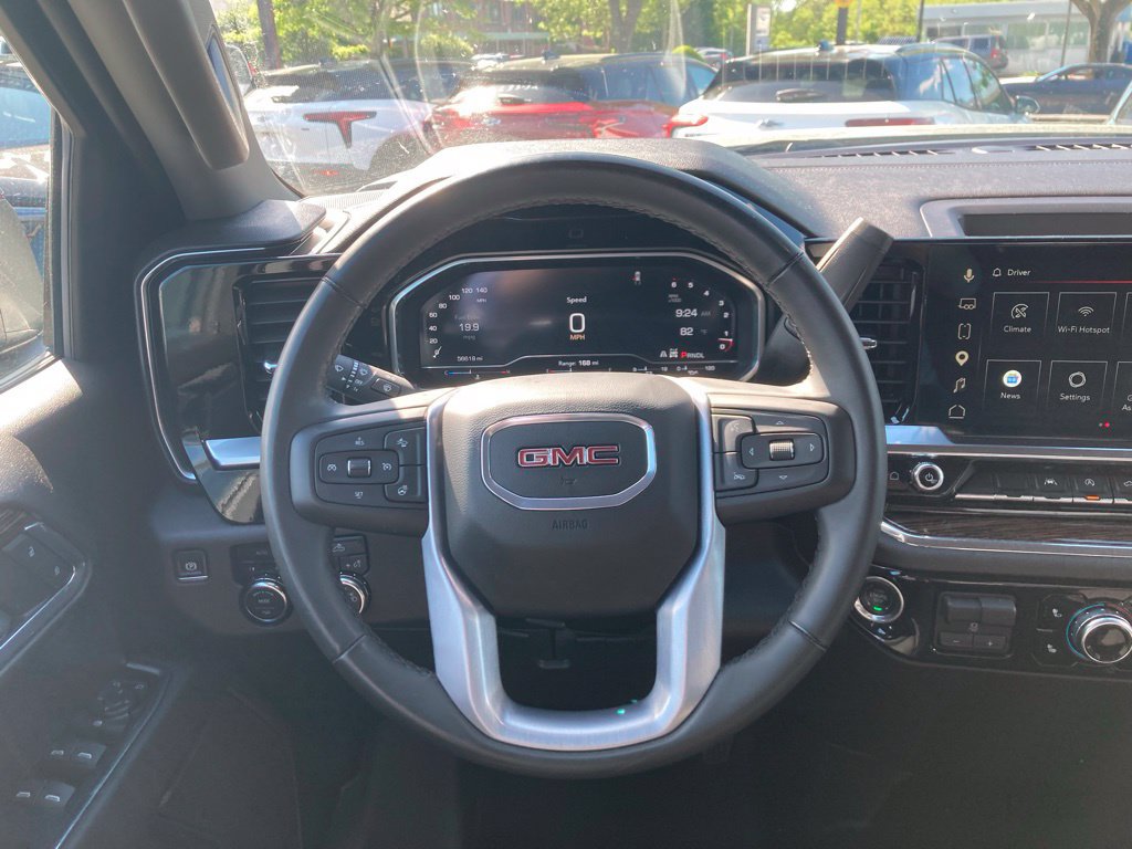 Used 2024 GMC Sierra 1500 SLE AWD/4WD image 6