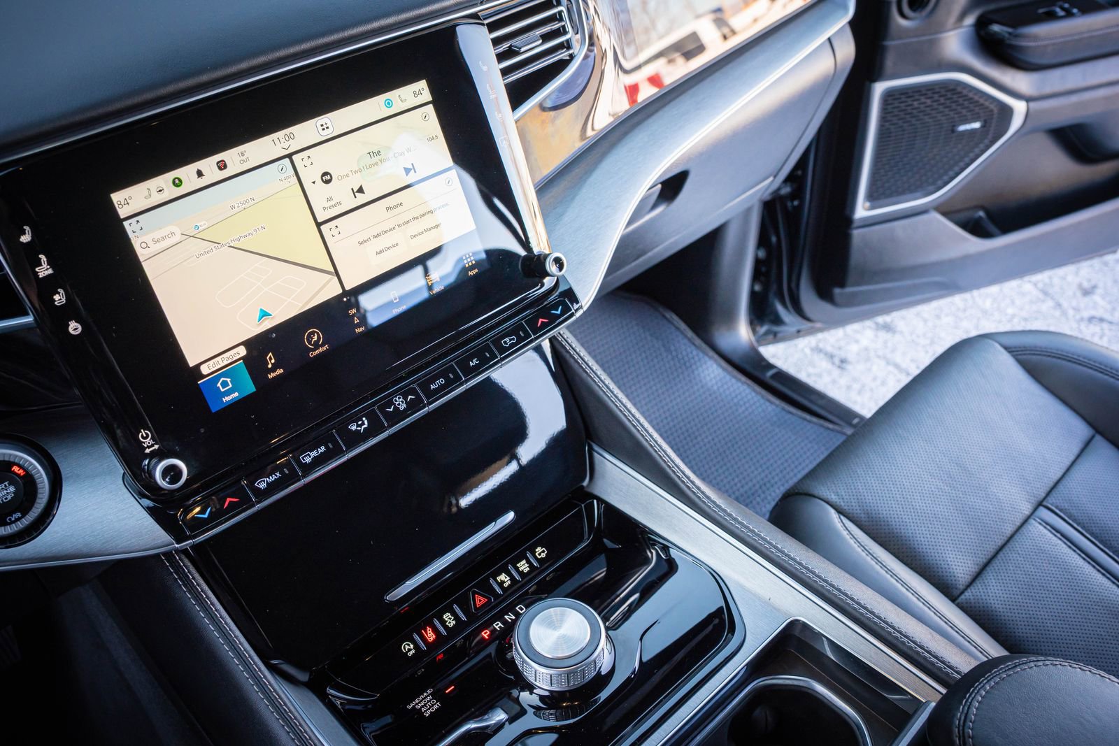 Used 2023 Jeep Wagoneer Series II image 24