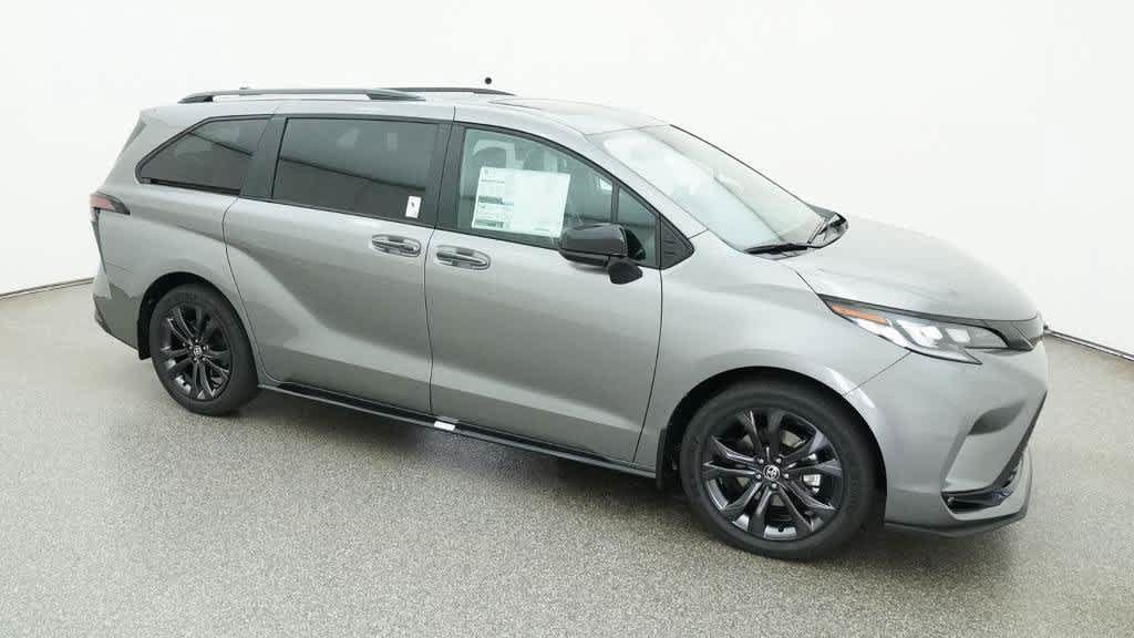 New 2026 Toyota Sienna XSE FWD image 15