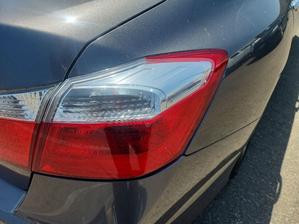 Used 2015 Honda Accord EX image 13