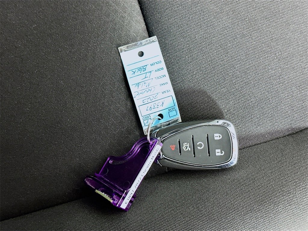 Used 2022 Chevrolet Malibu LT image 34