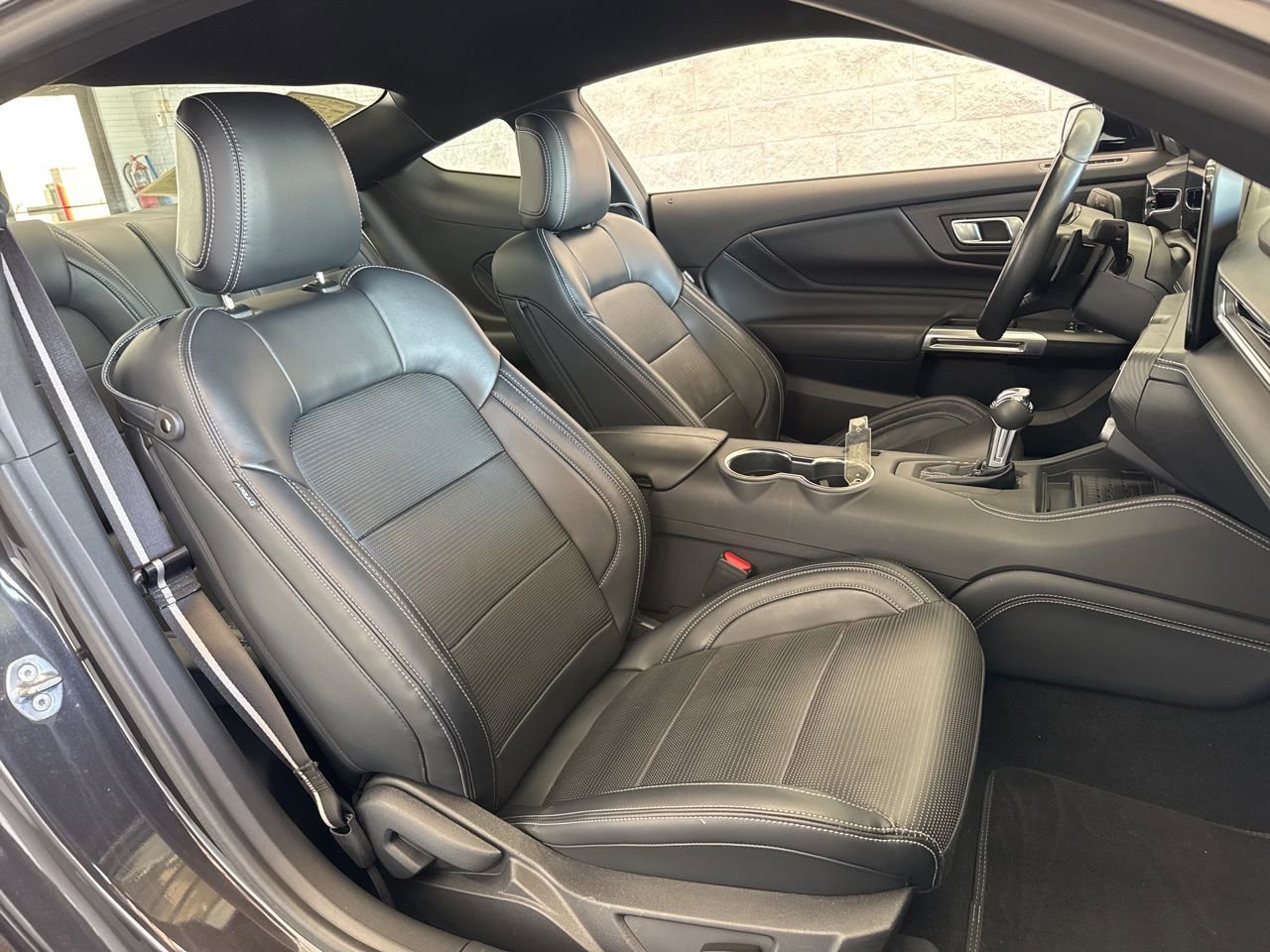 Used 2024 Ford Mustang GT Premium RWD image 38