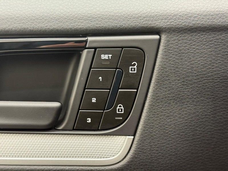 Certified 2024 Porsche Cayenne image 21