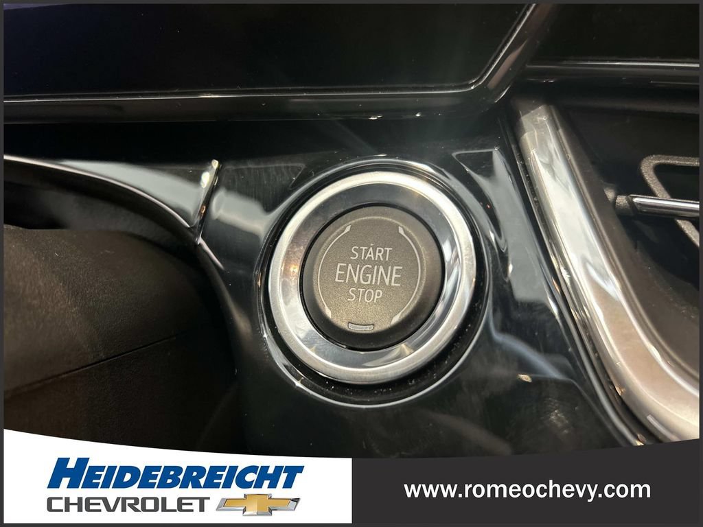 Certified 2024 Chevrolet Trax RS w/ Driver Confidence Package FWD image 28