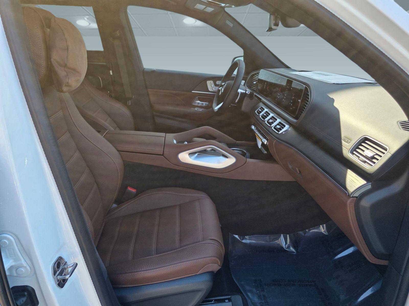 New 2026 Mercedes-Benz GLS 580 4MATIC image 21