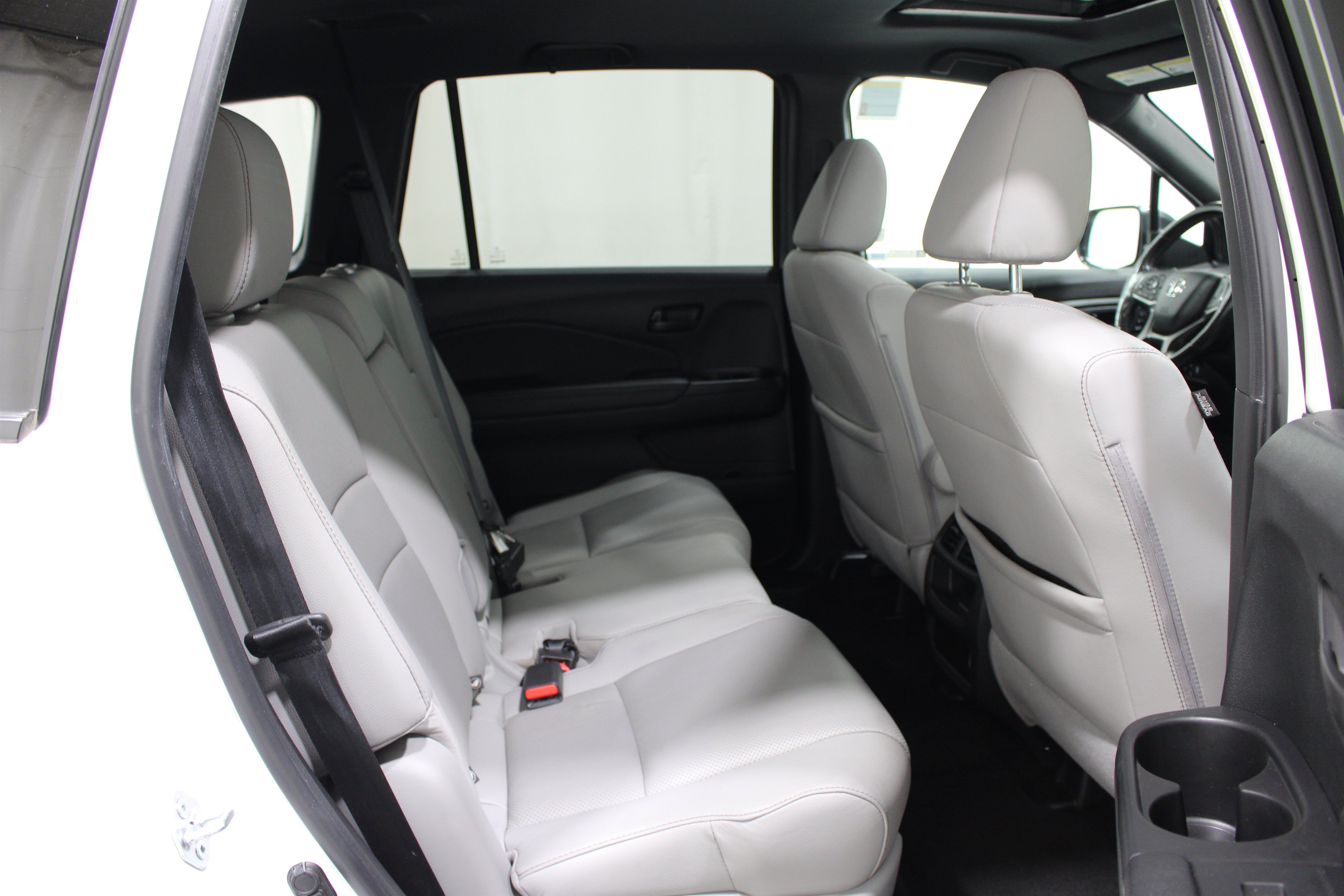 Used 2023 Honda Passport EX-L image 27