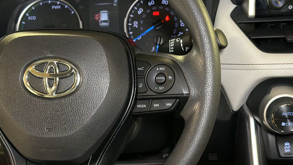 Used 2019 Toyota RAV4 XLE image 20