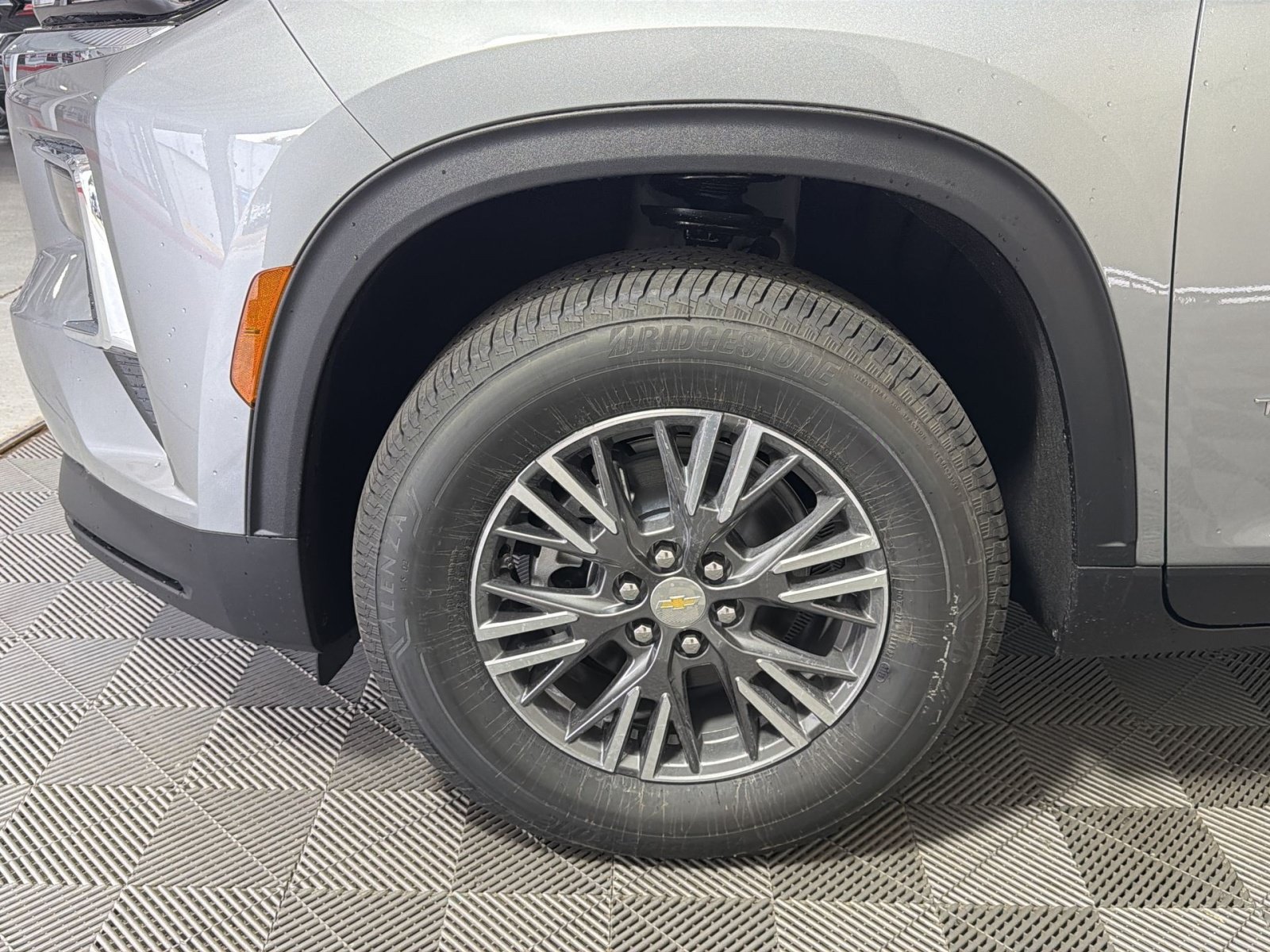 New 2026 Chevrolet Traverse LT FWD image 12
