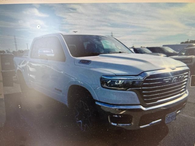 Used 2025 RAM 1500 Laramie AWD/4WD image 5