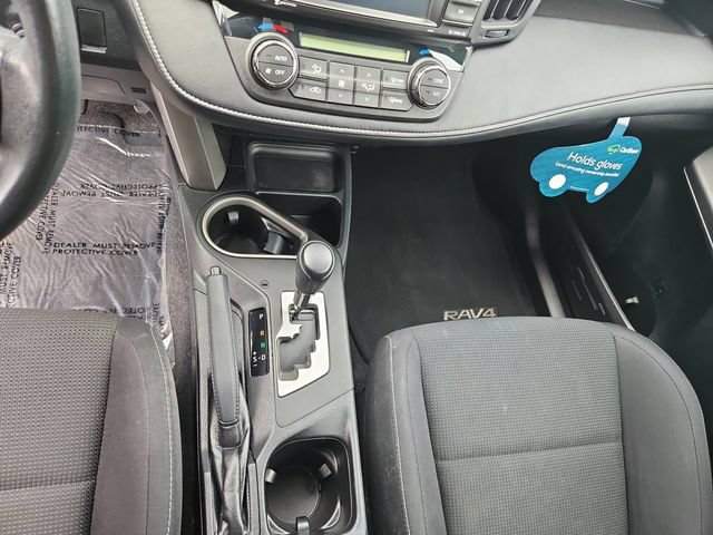 Used 2017 Toyota RAV4 XLE FWD image 13