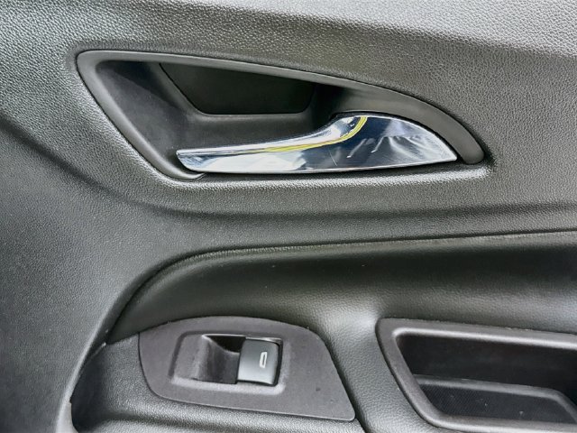 Used 2020 Chevrolet Equinox LT FWD image 28