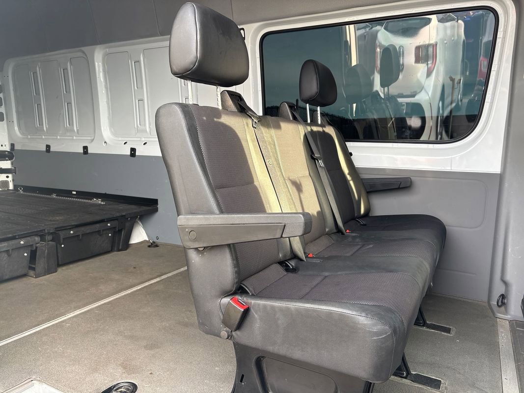 Used 2015 Mercedes-Benz Sprinter 2500 image 17