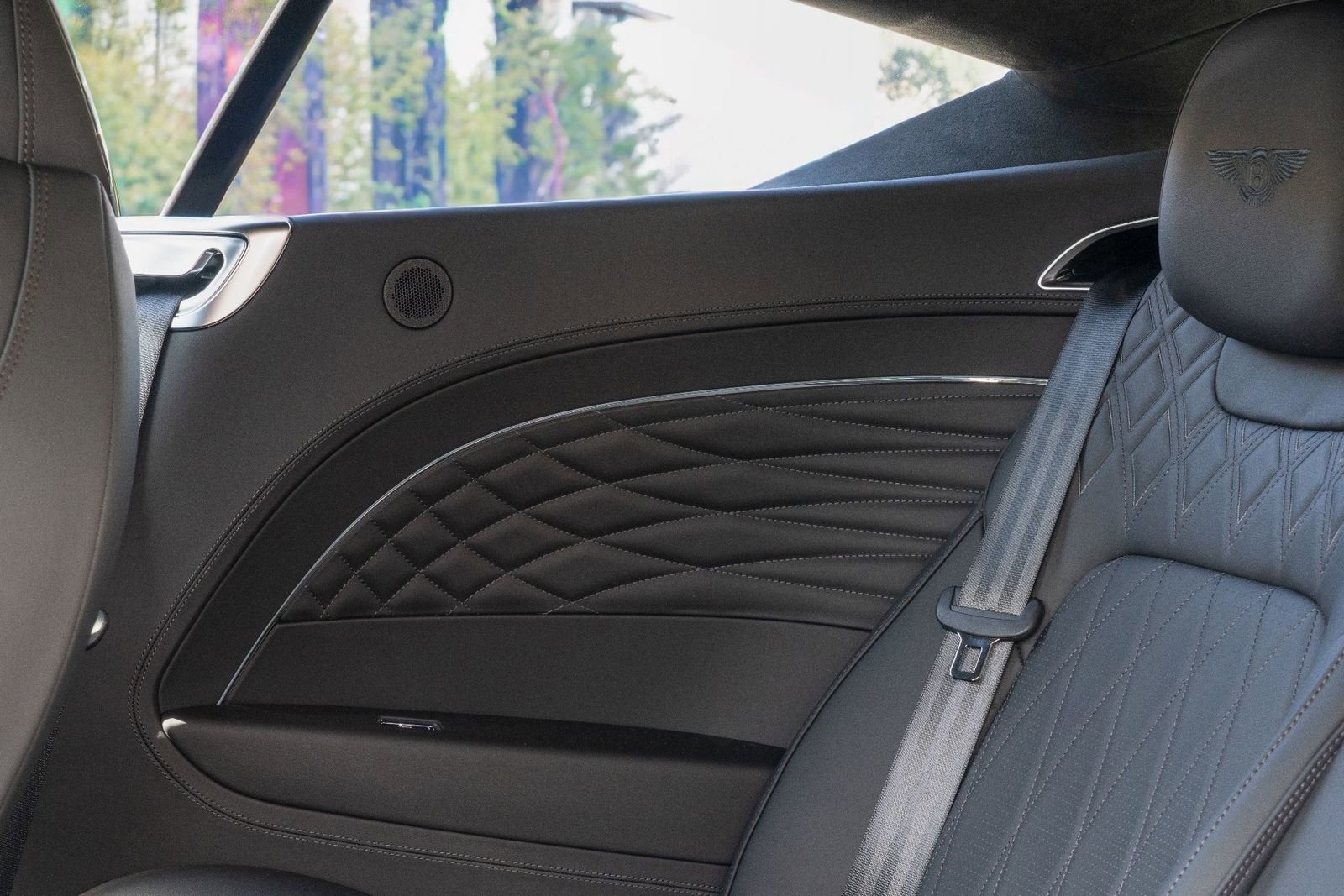 Used 2024 Bentley Continental GT Azure image 32