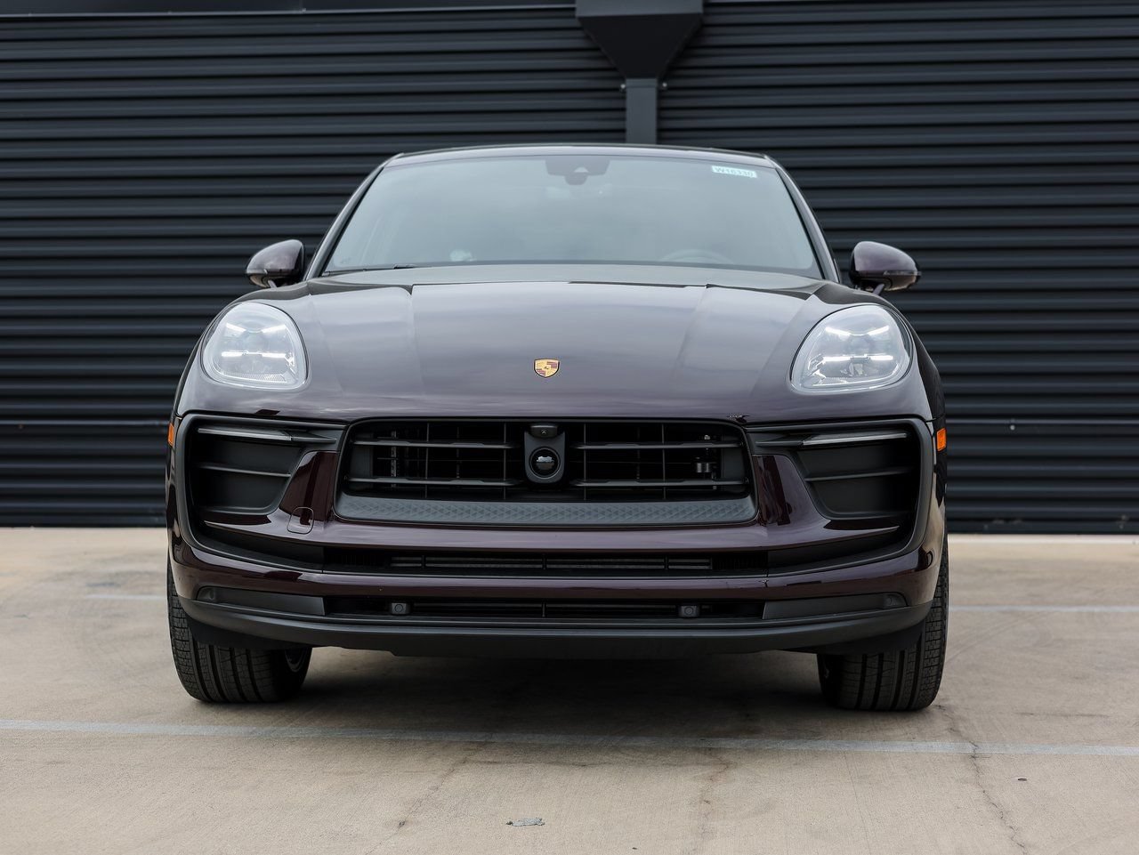 Certified 2026 Porsche Macan AWD/4WD image 10