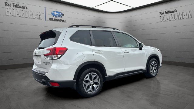 Used 2023 Subaru Forester Premium AWD/4WD image 4