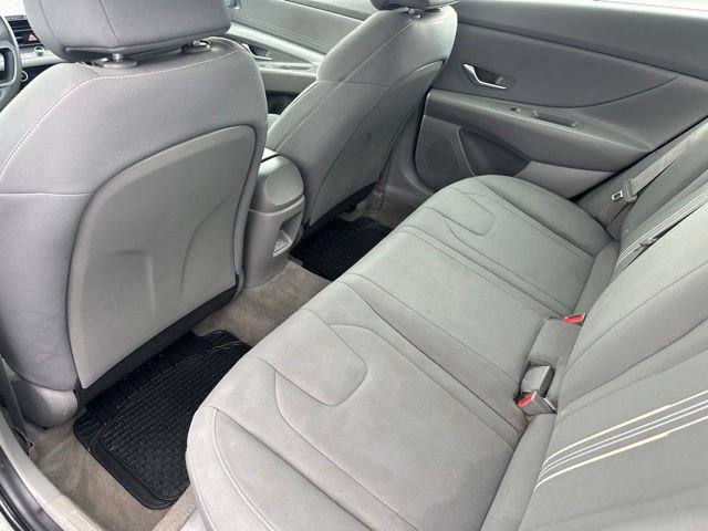Used 2024 Hyundai Elantra SEL FWD image 14
