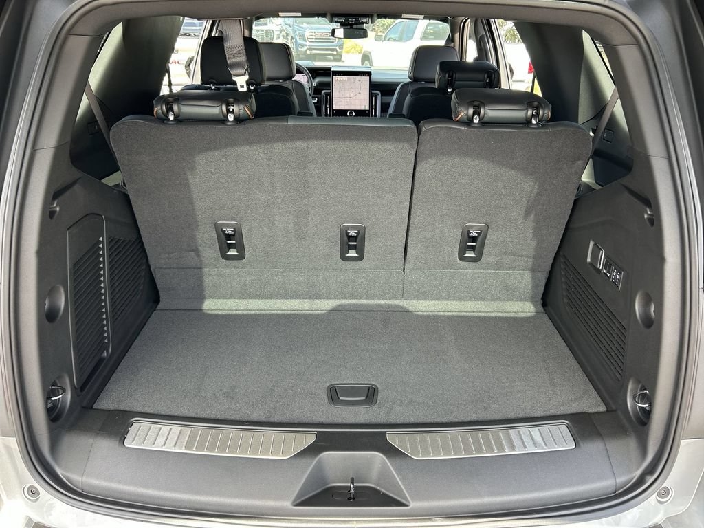 New 2026 GMC Yukon AT4 AWD/4WD image 26