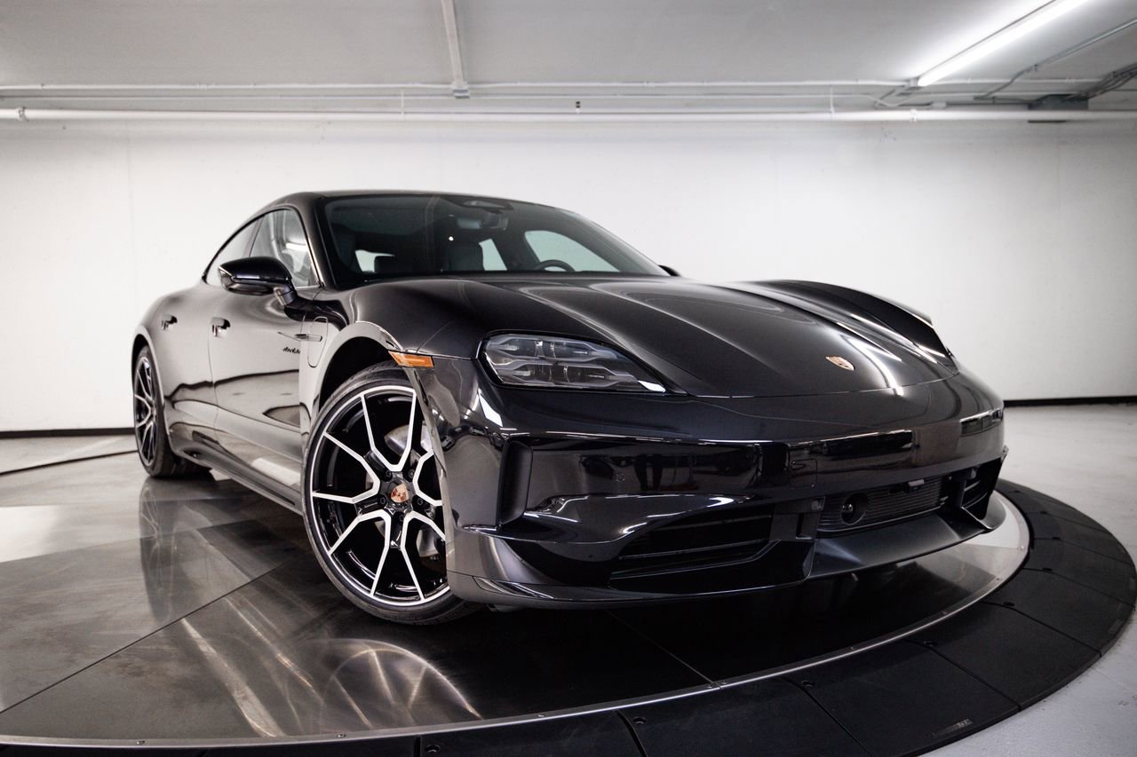 New 2026 Porsche Taycan image 9