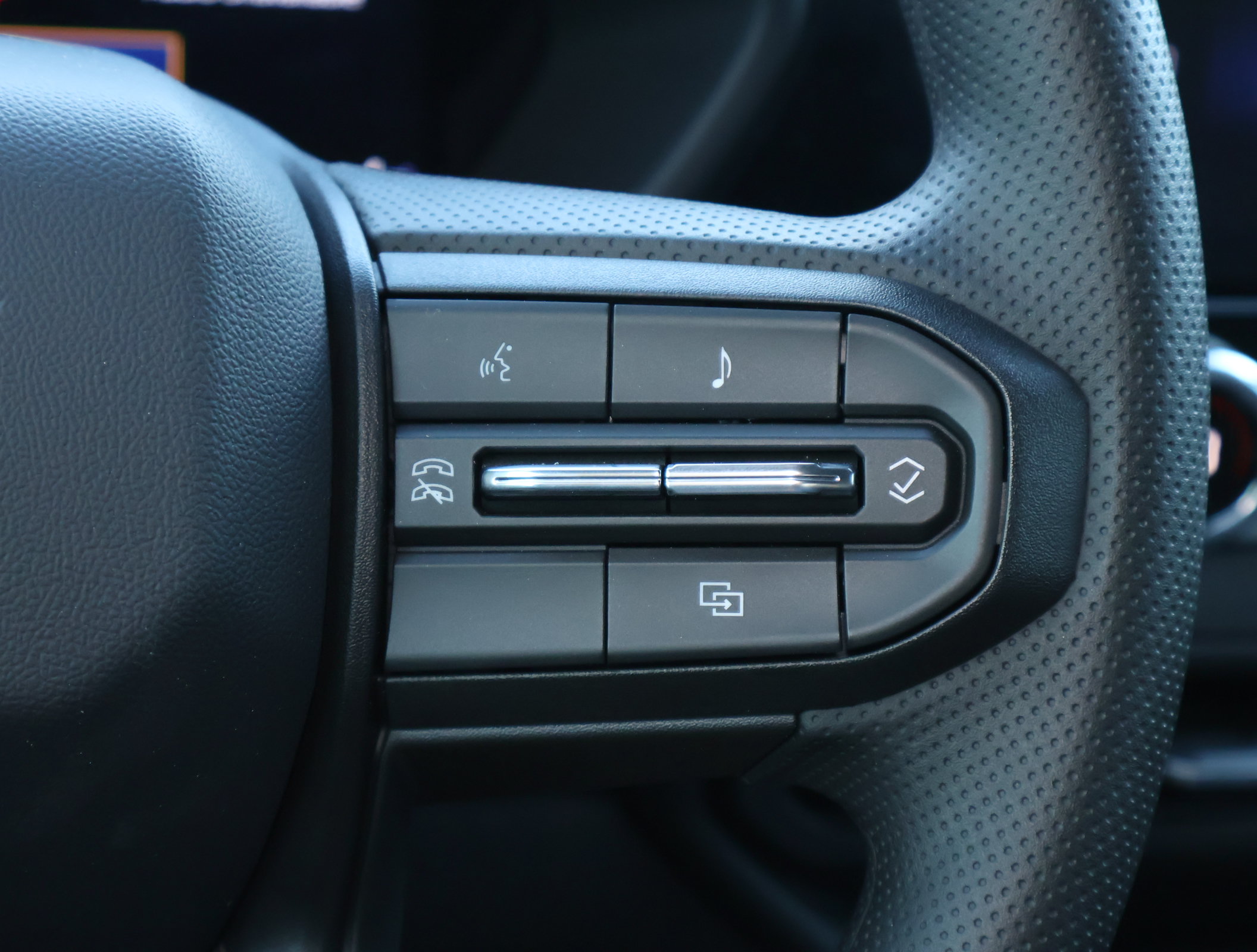 New 2026 Chevrolet Colorado Trail Boss AWD/4WD image 13