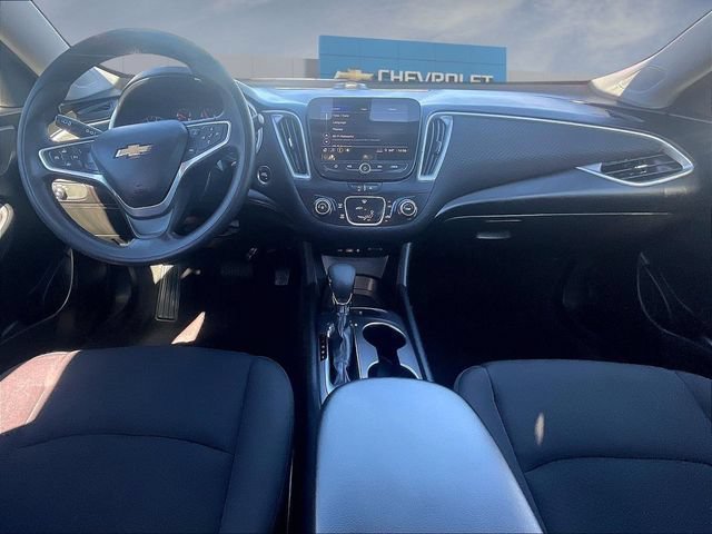 Certified 2022 Chevrolet Malibu LS FWD image 9