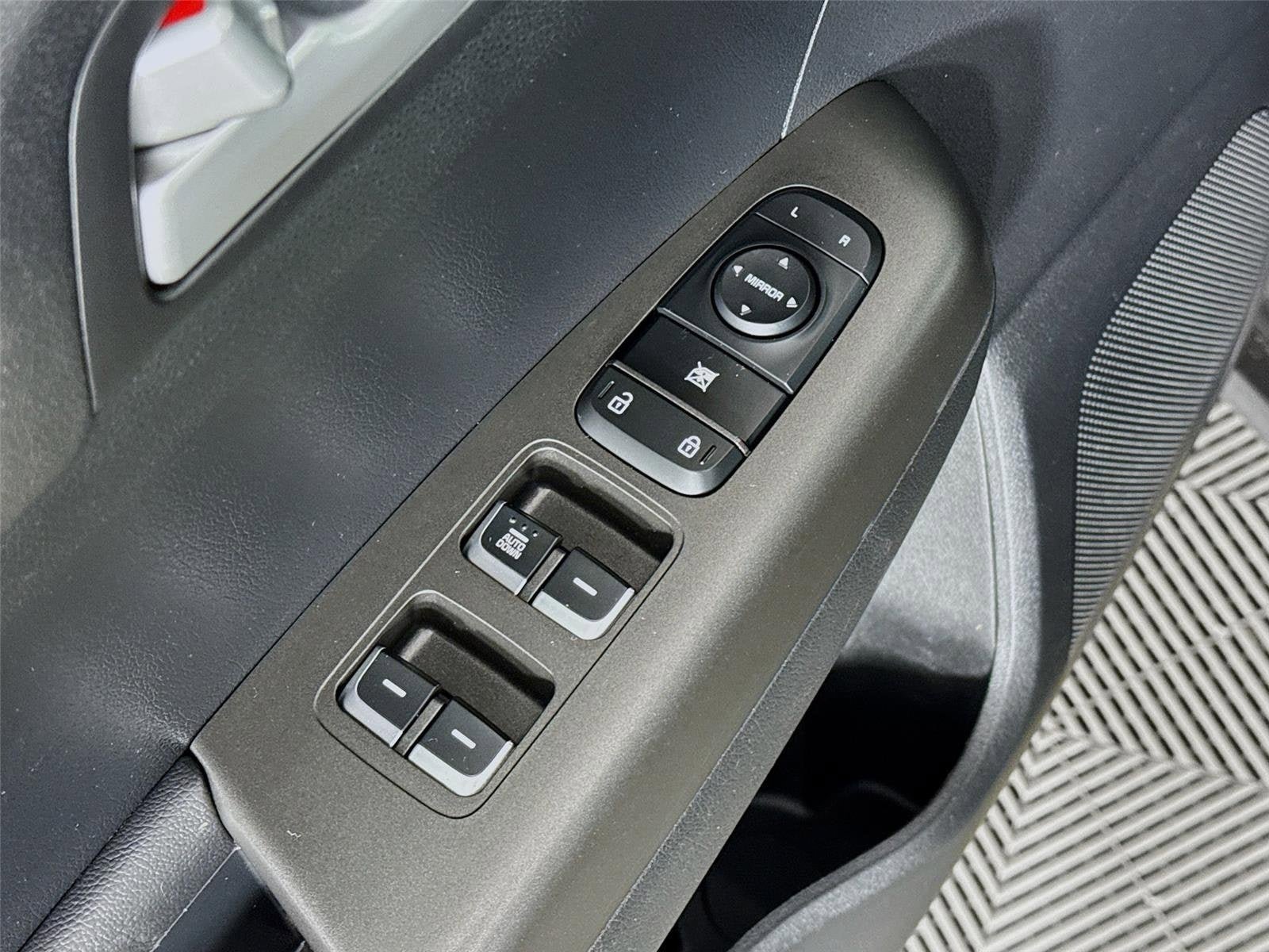 Certified 2022 Kia Sportage LX FWD image 18