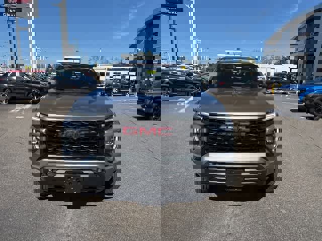 New 2025 GMC Canyon Elevation w/ Convenience Package image 2