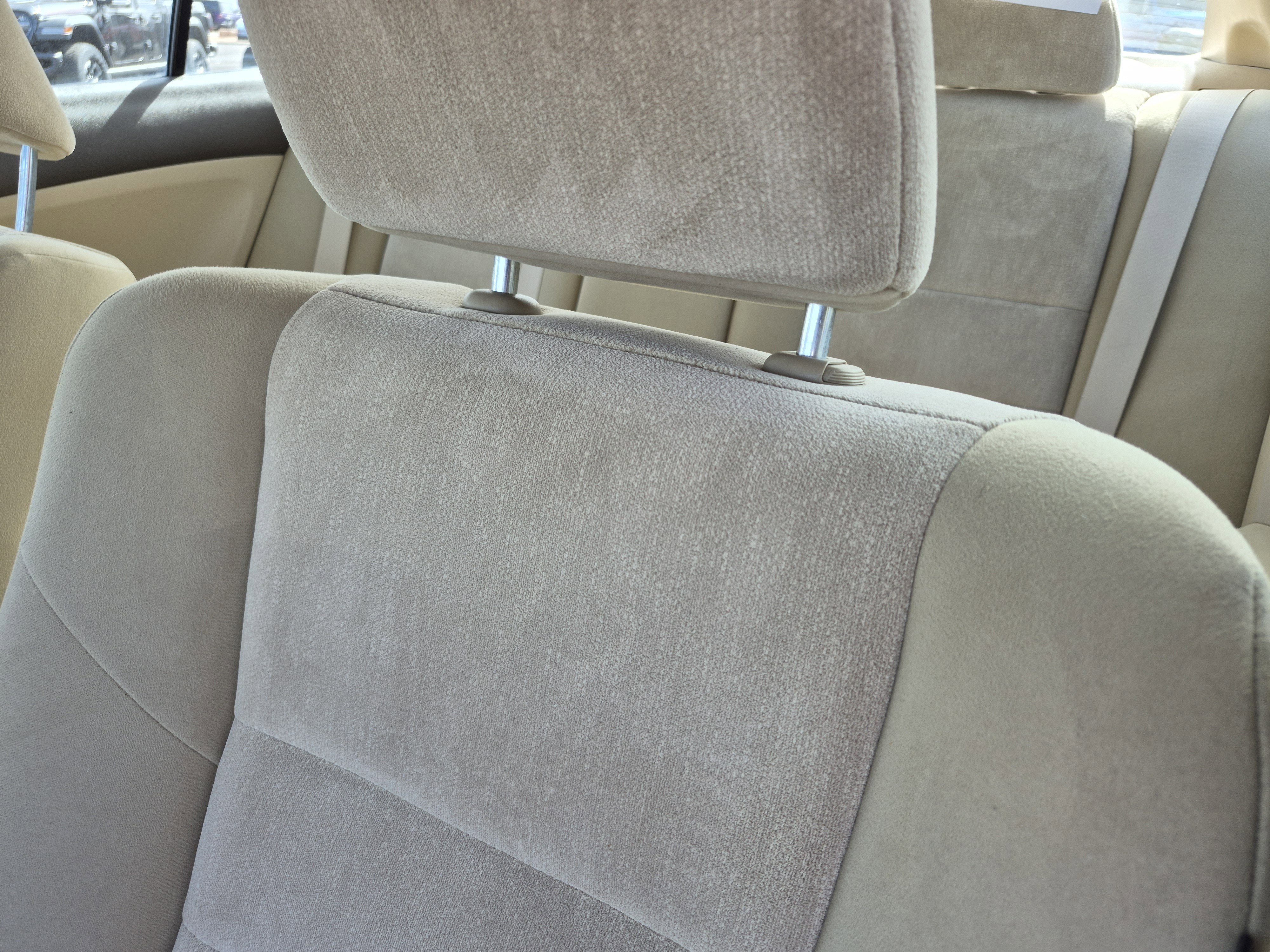 Used 2010 Honda Accord LX-P image 25