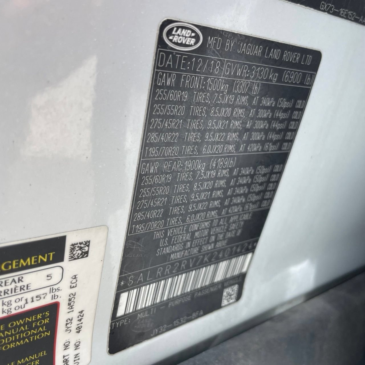Used 2019 Land Rover Discovery HSE AWD/4WD image 29