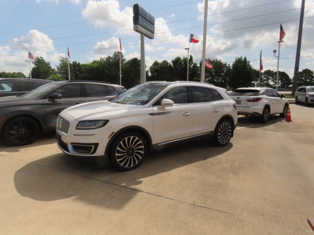 Used 2019 Lincoln Nautilus Black Label AWD/4WD image 2