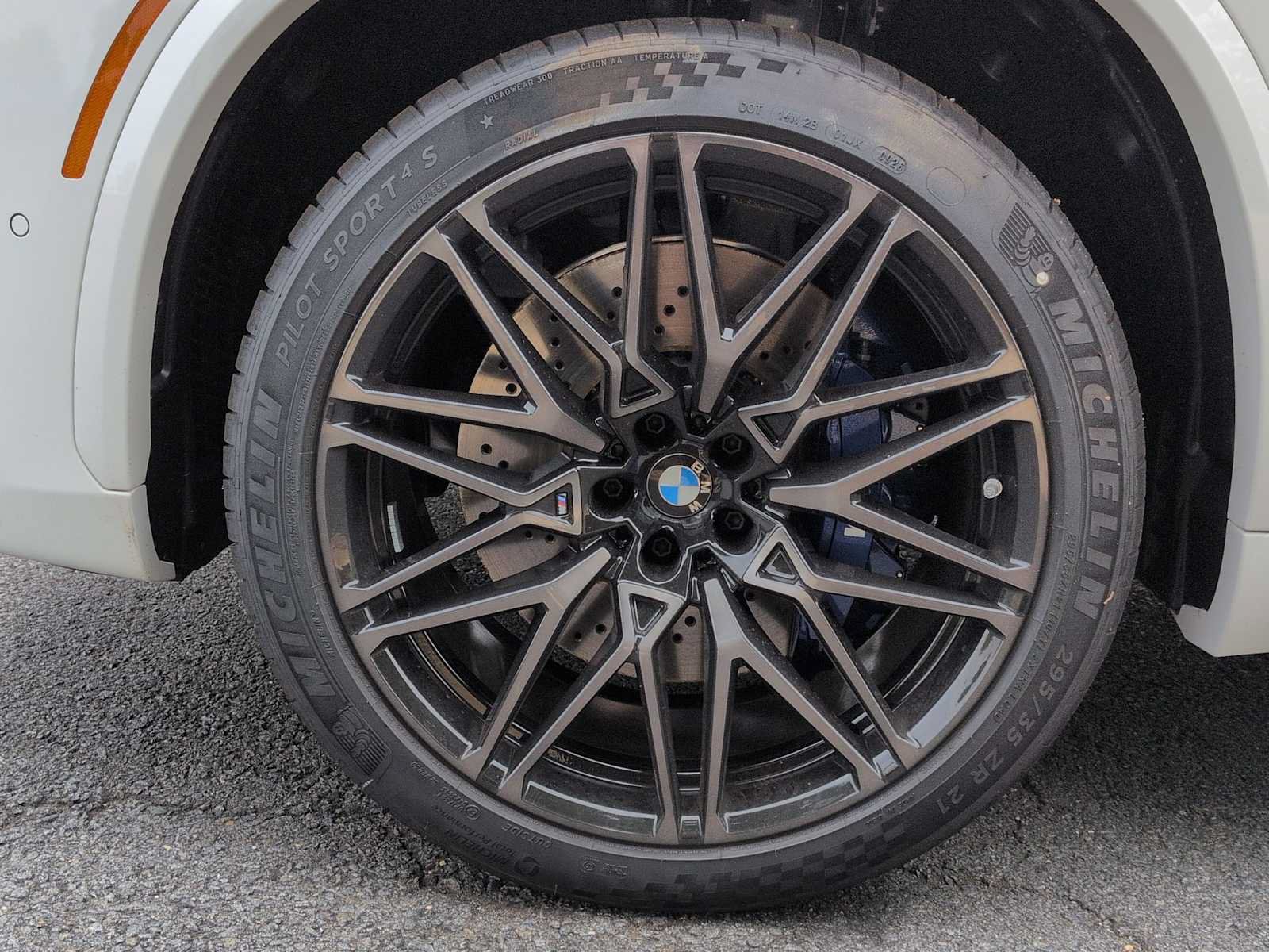 New 2026 BMW X5 M Competition w/ Executive Package AWD/4WD image 14