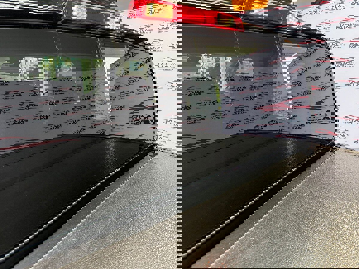 Used 2024 Nissan Frontier SV image 60