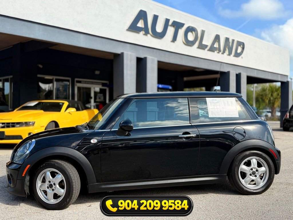 Used 2011 MINI Cooper Hardtop FWD image 4
