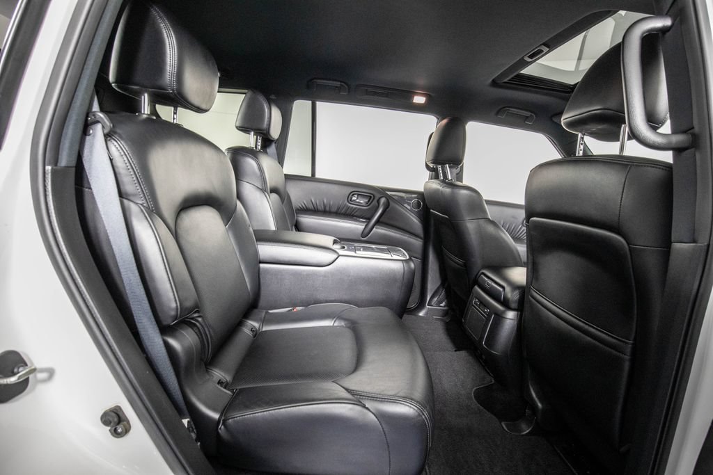 Used 2023 Nissan Armada SL w/ Midnight Edition Package RWD image 12