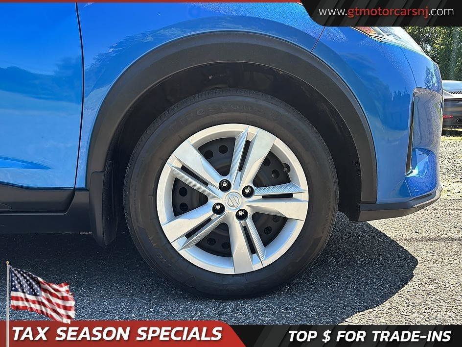 Used 2021 Nissan Kicks S FWD image 17