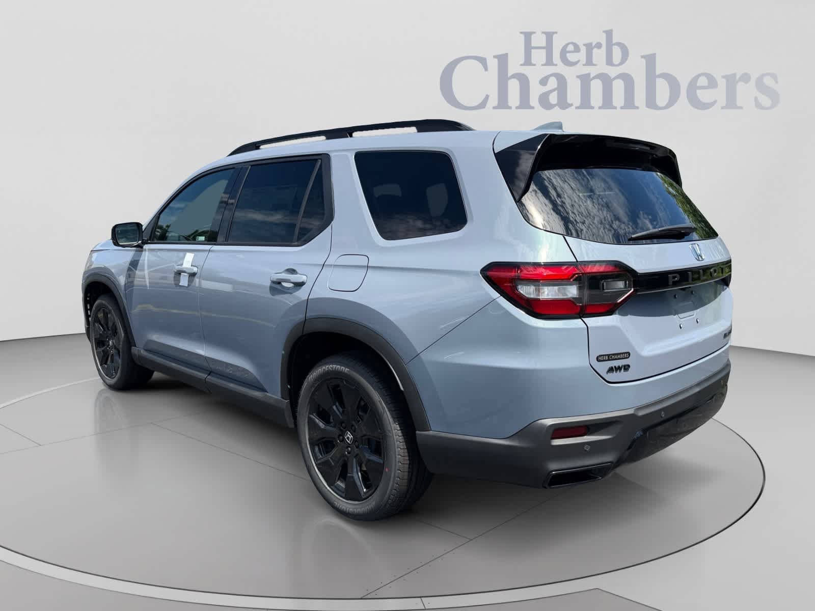 New 2026 Honda Pilot Black Edition image 3