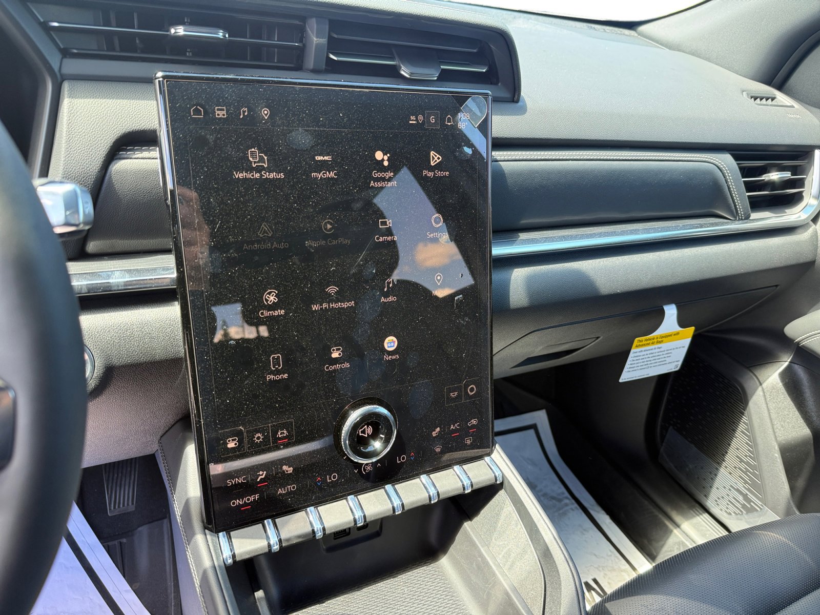 New 2026 GMC Terrain Elevation w/ Elevation Premium Package AWD/4WD image 12