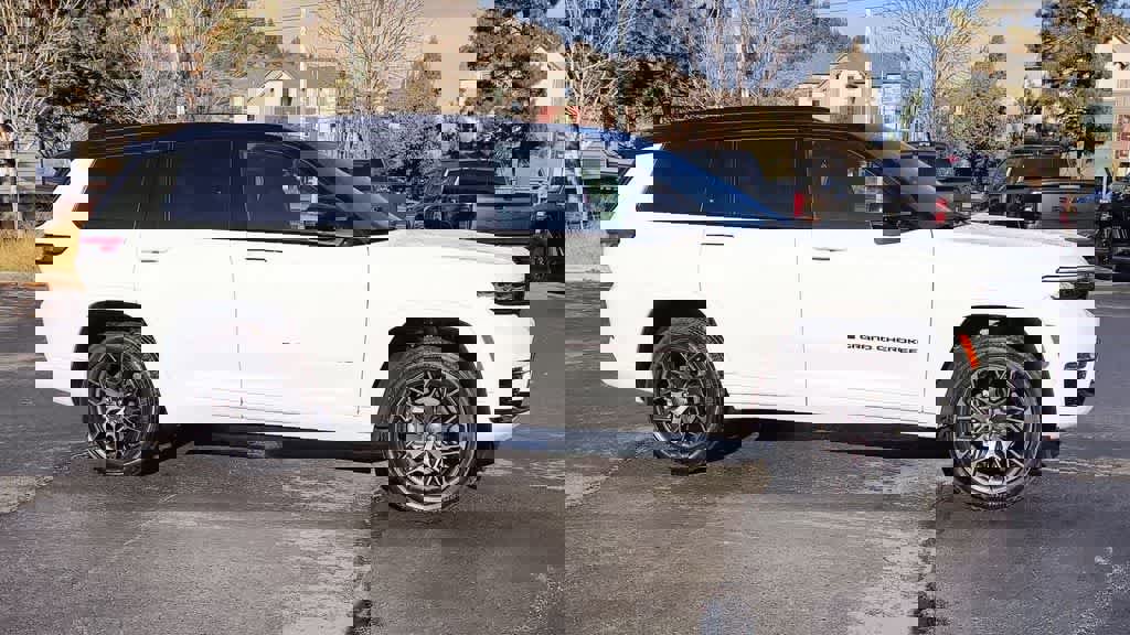 New 2025 Jeep Grand Cherokee L Summit w/ Obsidian Package image 2