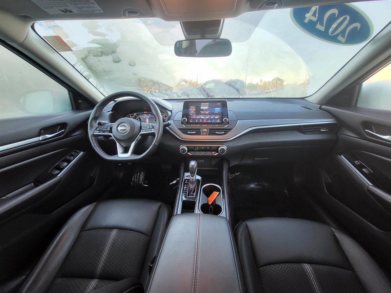 Used 2024 Nissan Altima 2.5 SR image 14