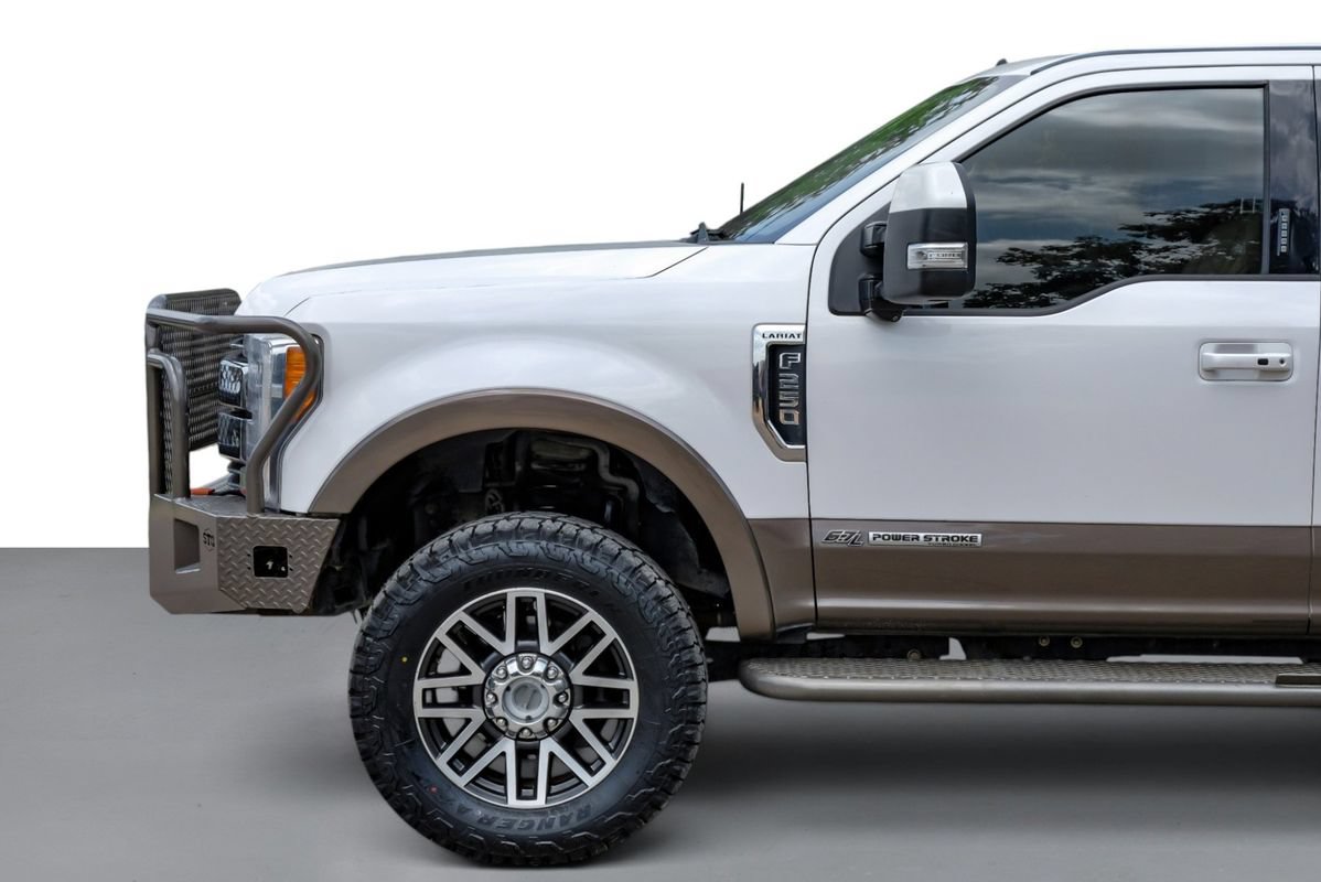 Used 2019 Ford F250 Lariat w/ Lariat Ultimate Package AWD/4WD image 10