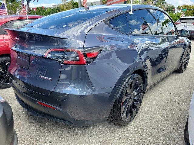 Used 2023 Tesla Model Y Performance AWD/4WD image 5