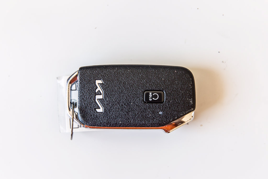 Used 2022 Kia Telluride SX w/ Towing Package FWD image 38