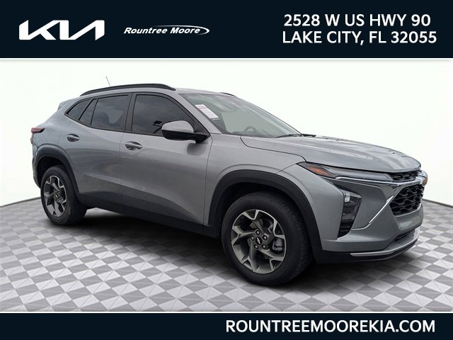 Used 2024 Chevrolet Trax LT