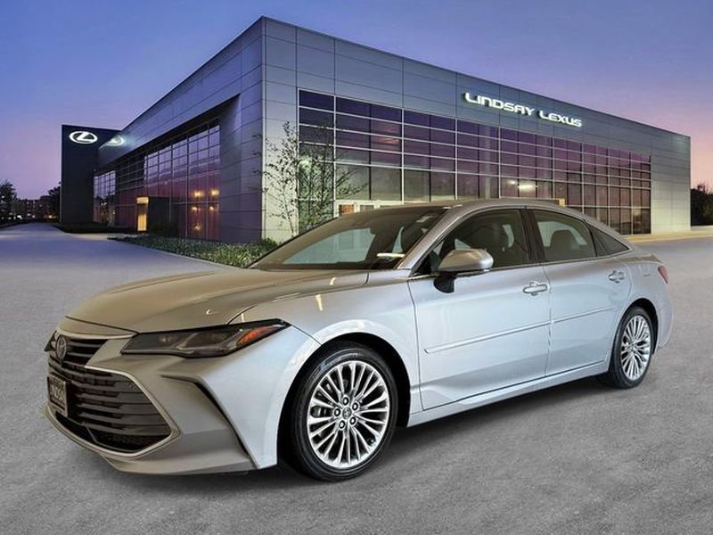 Used 2020 Toyota Avalon Limited w/ Advanced Safety Package FWD video 1
