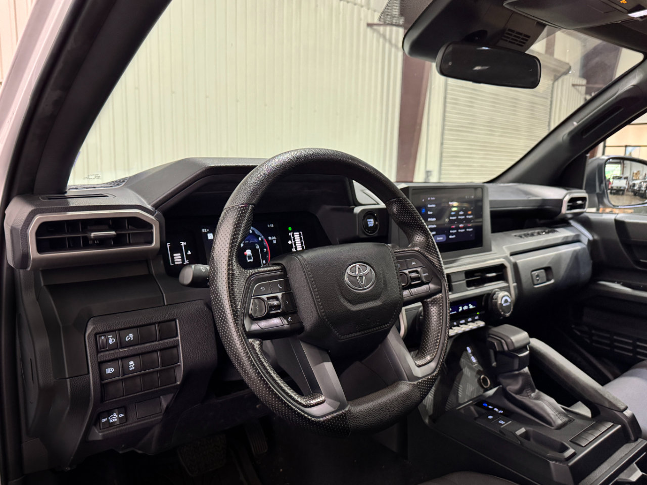 Used 2024 Toyota Tacoma SR image 3