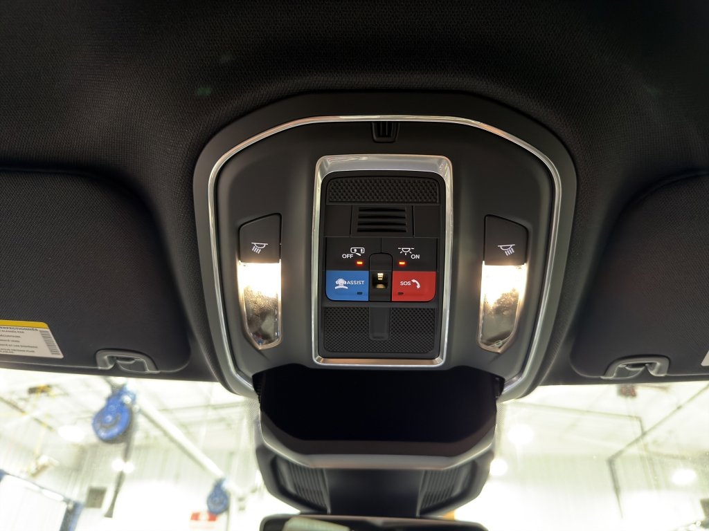 New 2026 Jeep Cherokee Laredo image 23