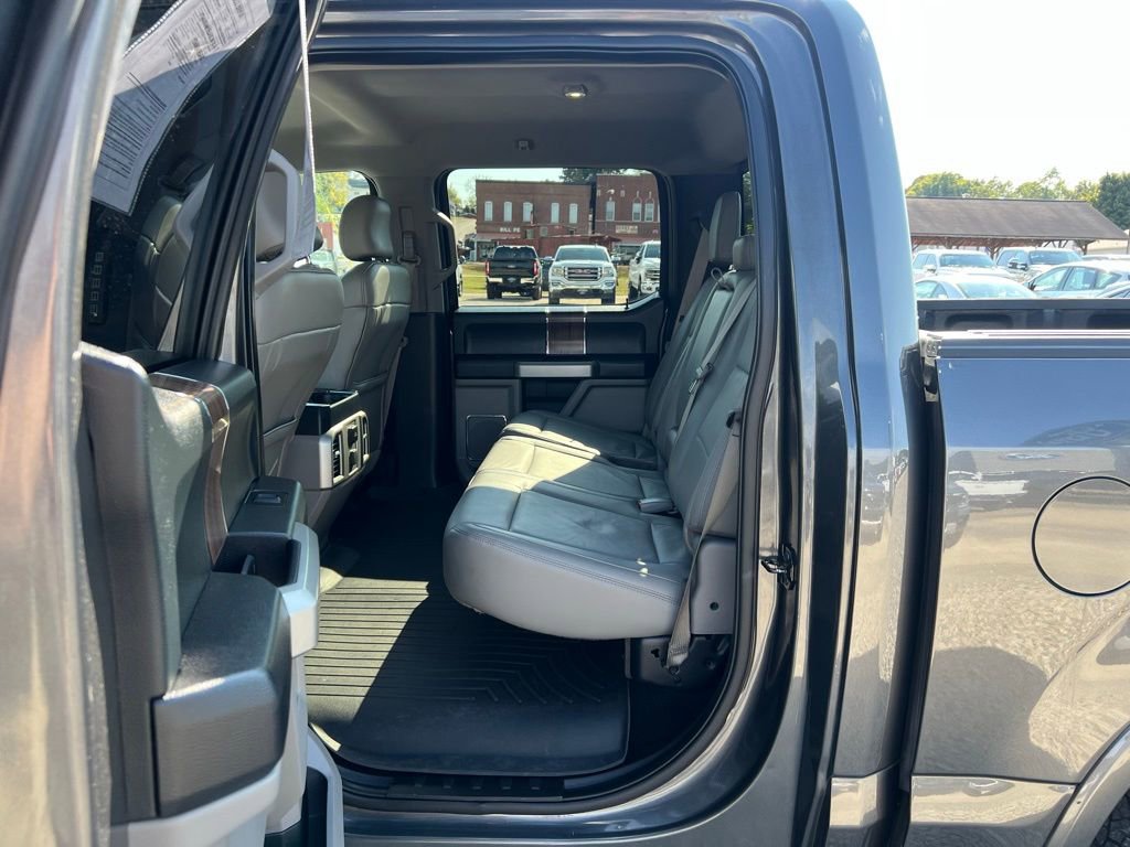 Used 2015 Ford F150 Lariat image 16