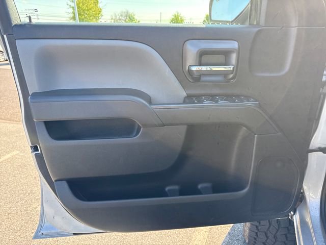 Used 2017 Chevrolet Silverado 1500 Custom w/ Custom Convenience Package AWD/4WD image 21