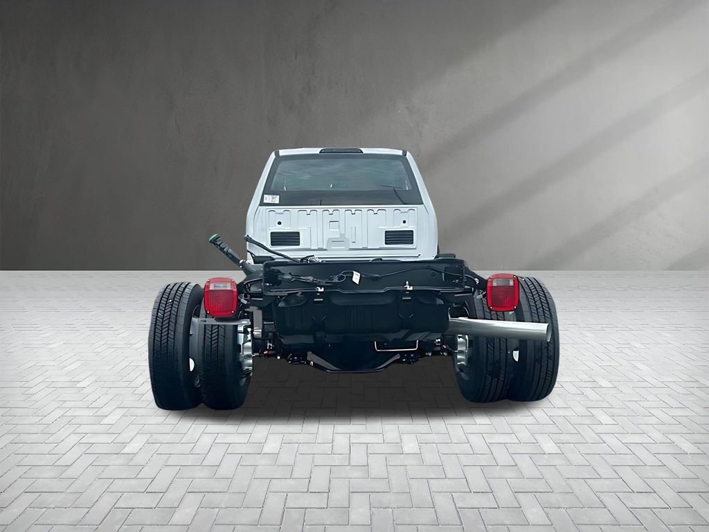 New 2025 Ford F550 XL image 5