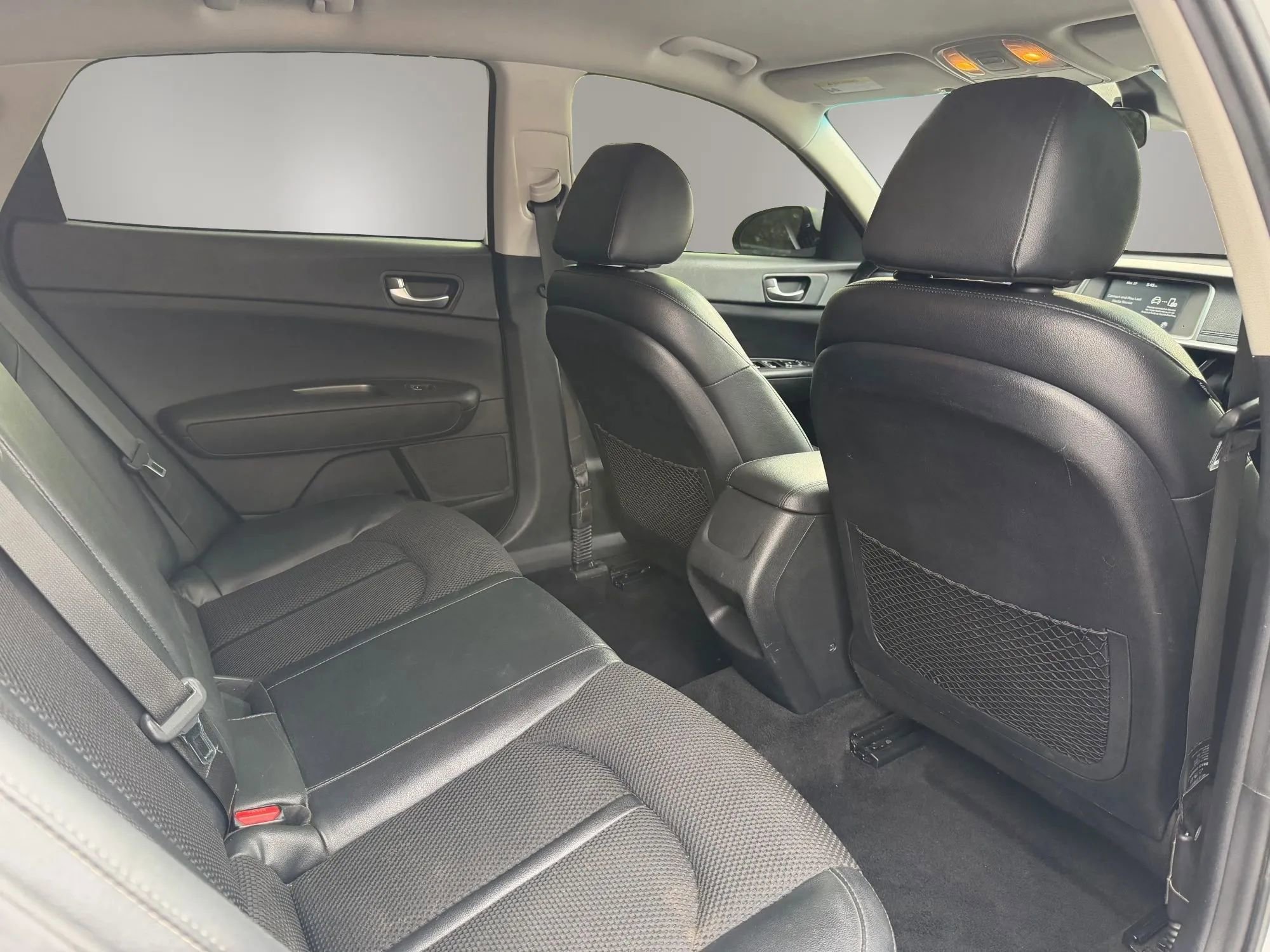 Used 2020 Kia Optima S image 35